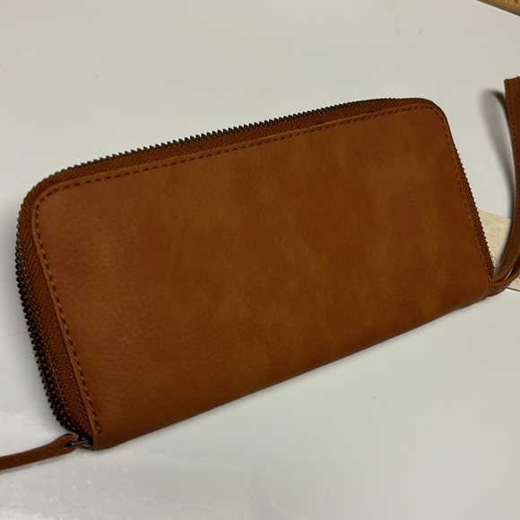 Free People Tan Leather Wallet - Picture 10 of 14